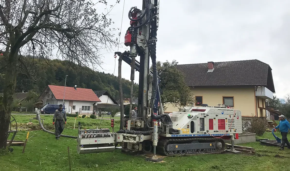 Izvedba vrtanja in vgradnja dveh geosond